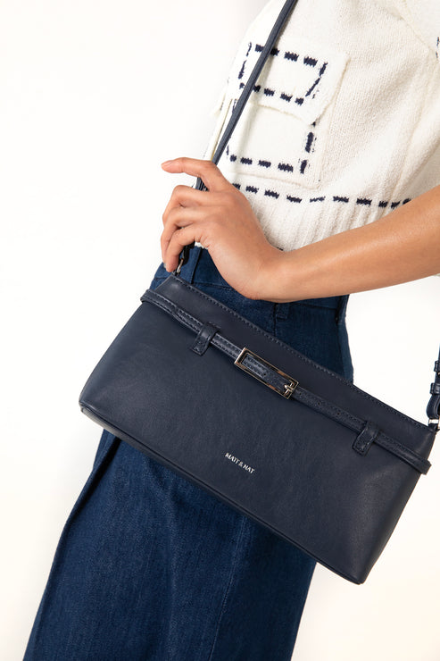 MIREILLE Vegan Clutch - Forum | Color: Navy - variant::navy