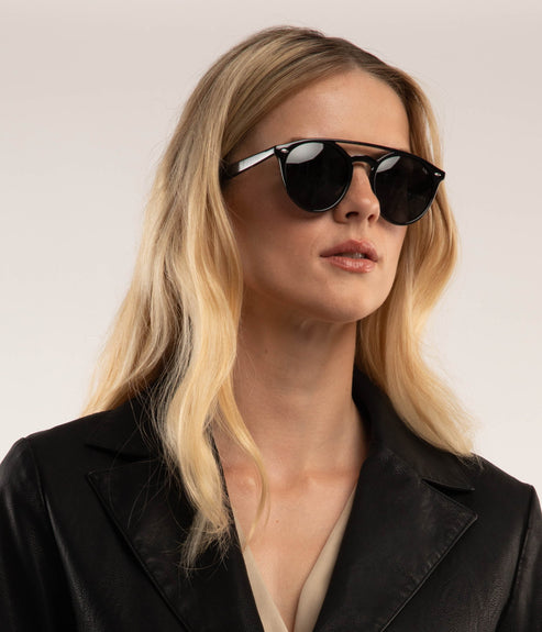 LIN Black Aviator Sunglasses | Color: Black - variant::smoke