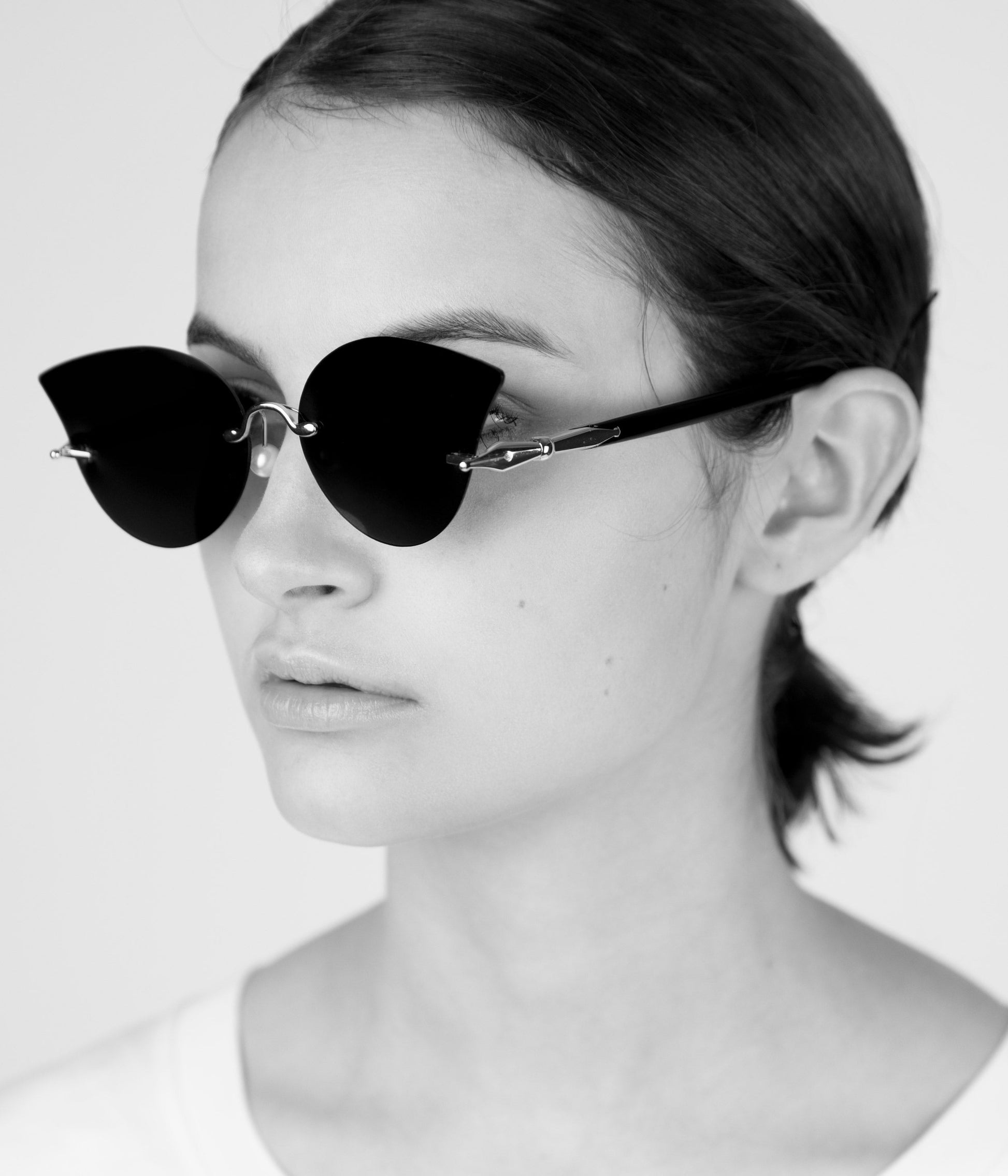 variant:: black -- mai sunglasses black