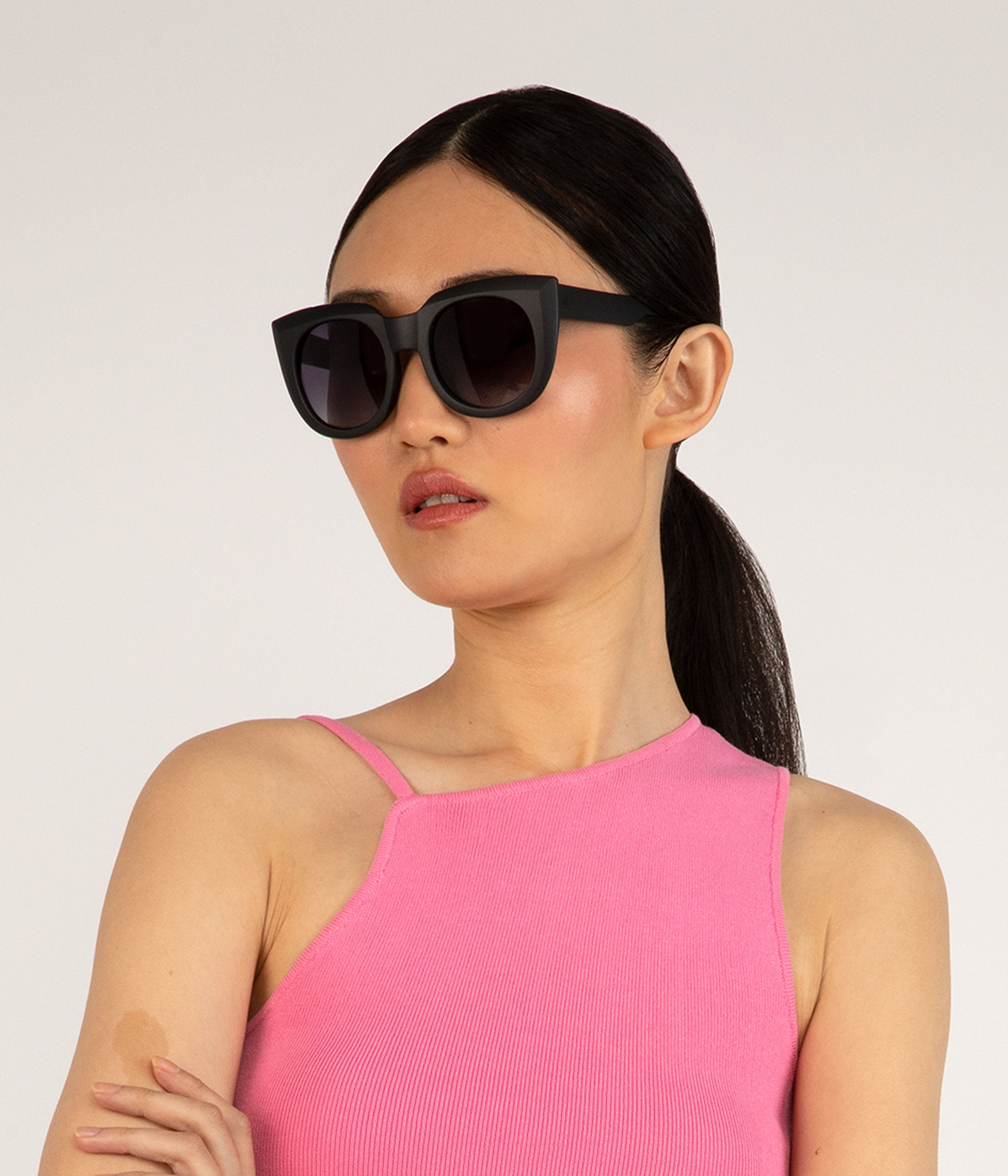 SAVA Black Cat-Eye Sunglasses | Color: Black - variant::black