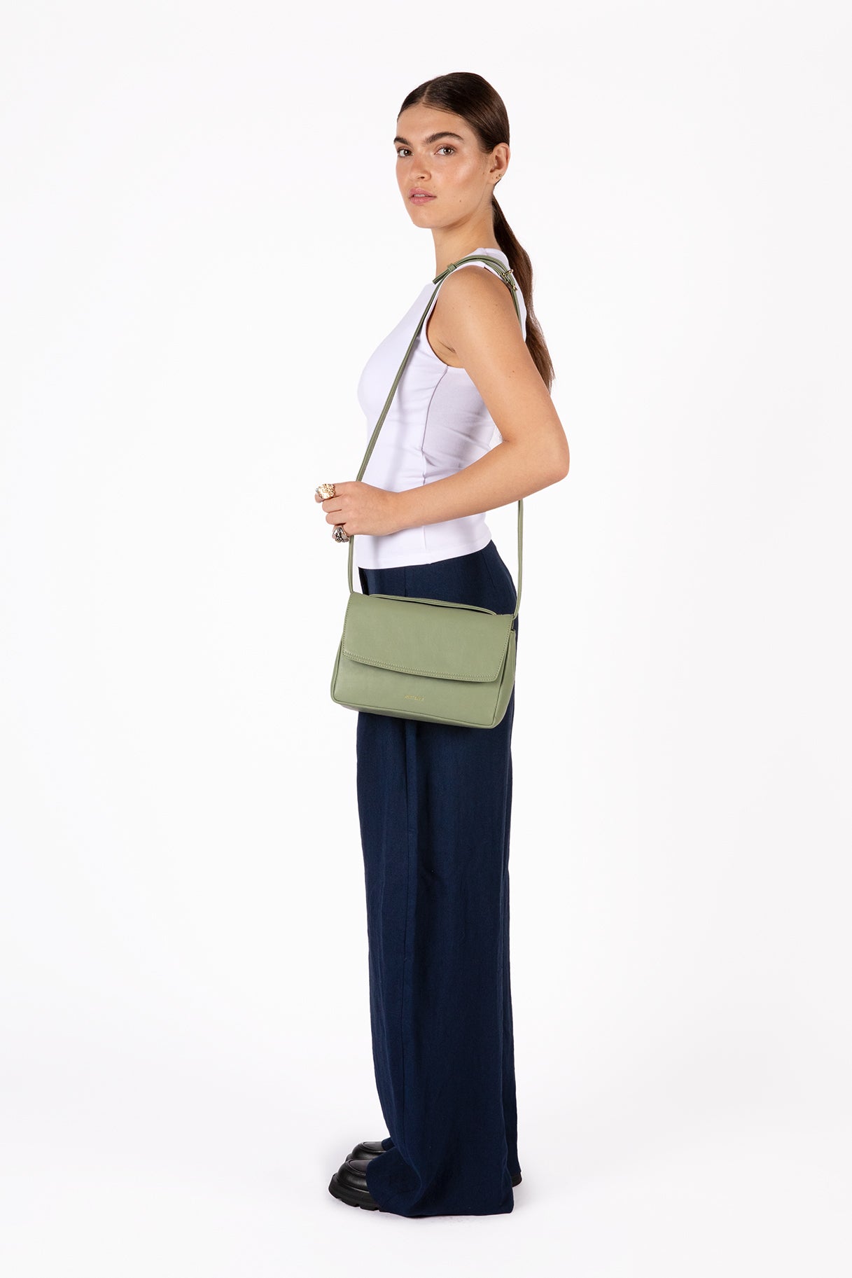 JODI Vegan Crossbody Bag – Forum | Color: Fennel - variant::fennel