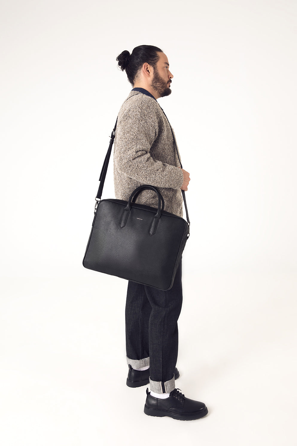 ELON Vegan Briefcase - Grain | Color: Black - variant::black