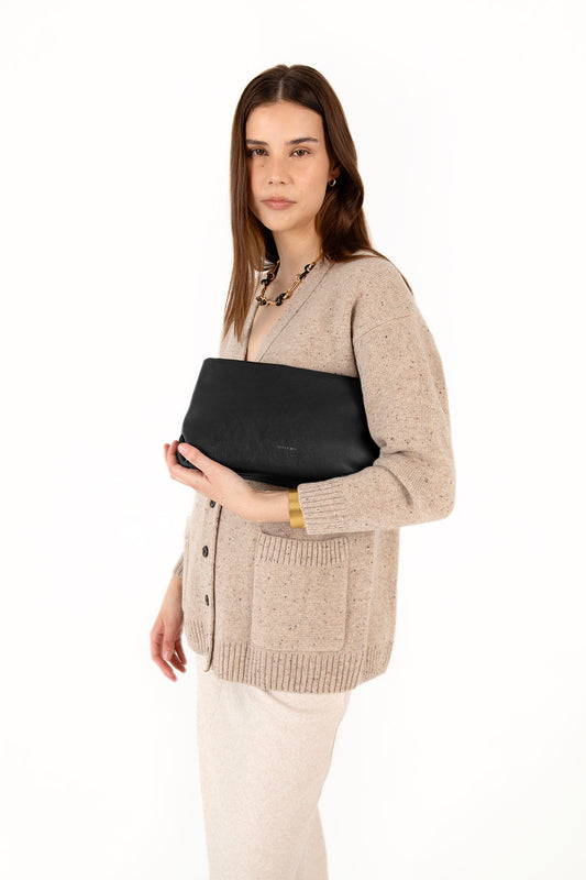 DAKOTA Vegan Clutch – Forum | Color: Black - variant::black